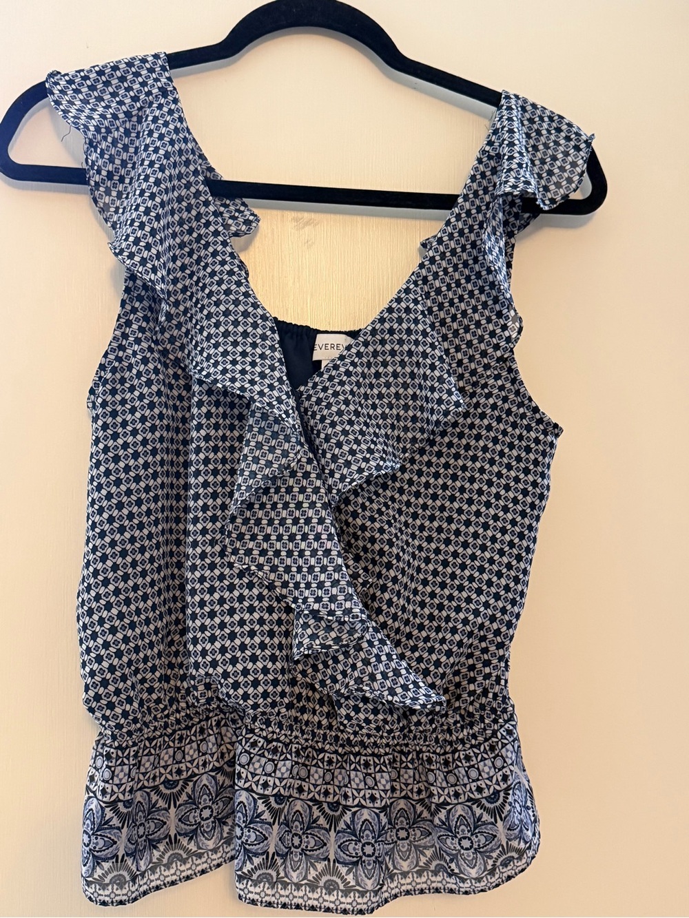 Evereve Navy & White Geometric Ruffle Camisole